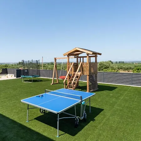 ヴィラ A Lauda Vrana